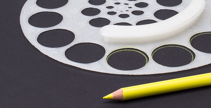 Zeichenschablone mit Stift