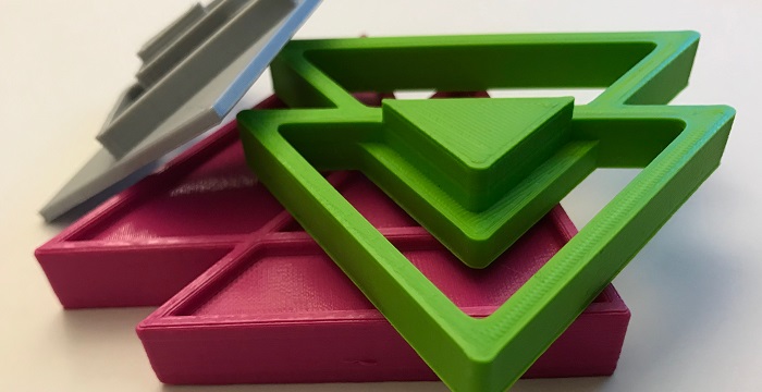 Logogs in pink, grün und silber