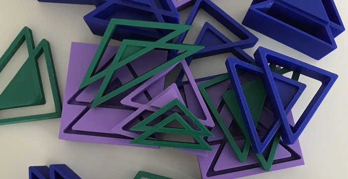 Logos in blau, grün und lila