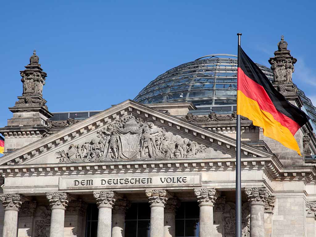 Gemeinschaftskunde - Dem deutschen Volke"  Berlin -Reichstagsgebäude