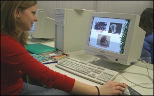 Bei der Arbeit am PC