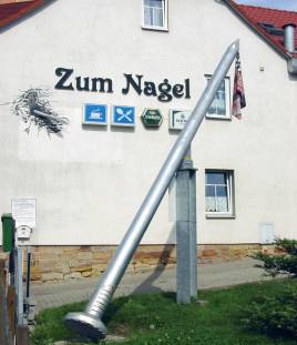 Haus mit Rekordnagel