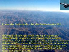 Flugzeug Motorpanne und Berge aus der Luft