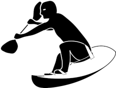 Man paddelt auf Surfbrett