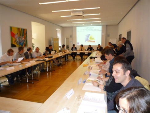 Internationales Treffen in Freiburg: Lehrer/innen aus Frankreich und Deutschland arbeiten an gemeinsamen Schulprojekten.